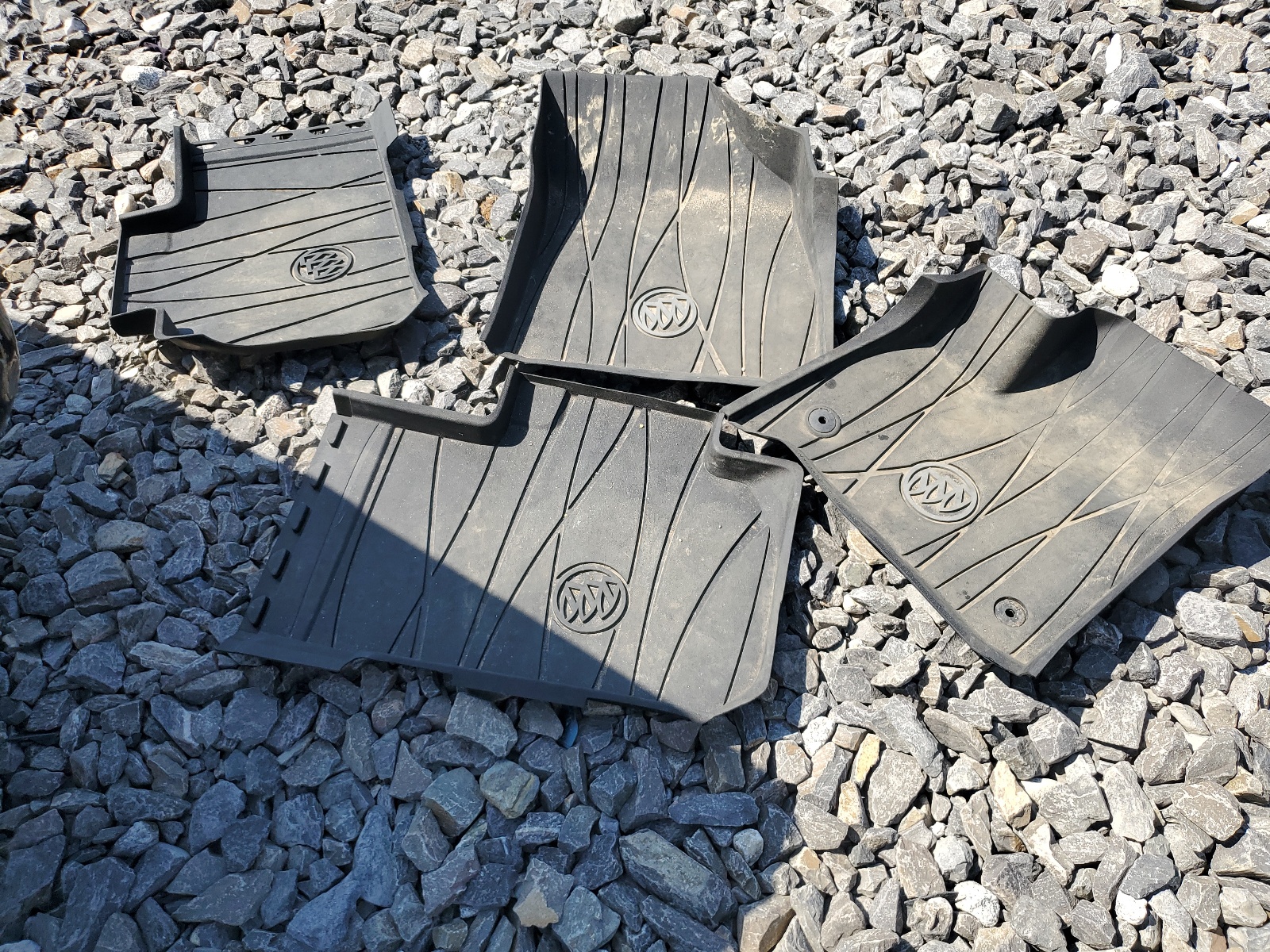 5GAEVCKW7JJ173683 2018 Buick Enclave Avenir