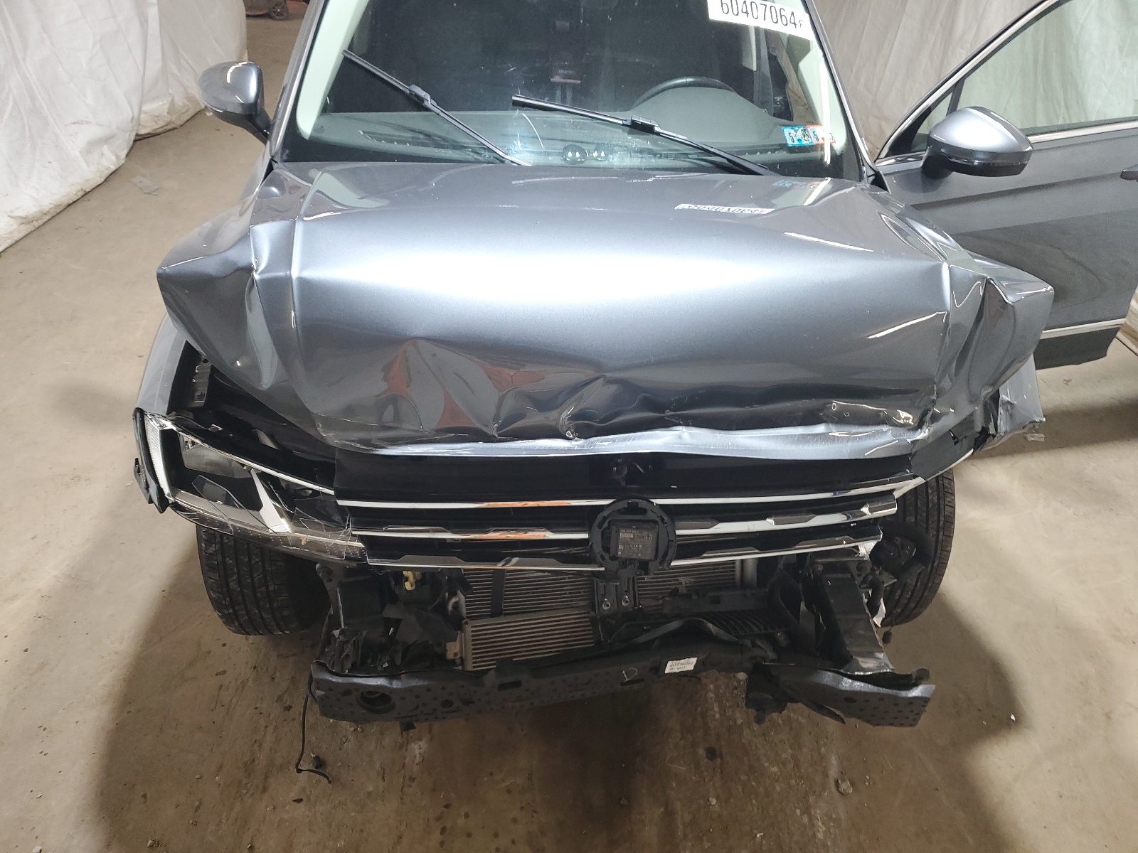 3VV2B7AXXLM173289 2020 Volkswagen Tiguan Se