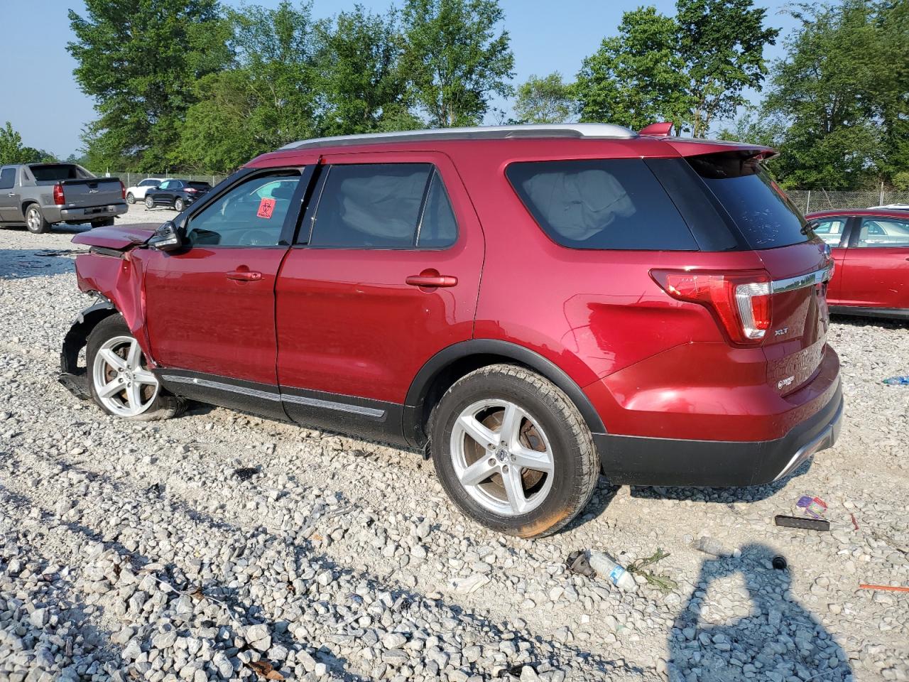 1FM5K8D80HGB05599 2017 FORD EXPLORER - Image 2