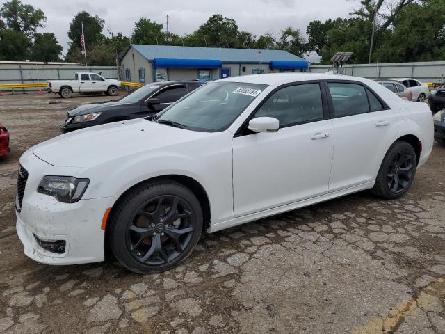 Wichita, KS에서 판매 중인 2023 Chrysler 300 Touring L - Water/Flood