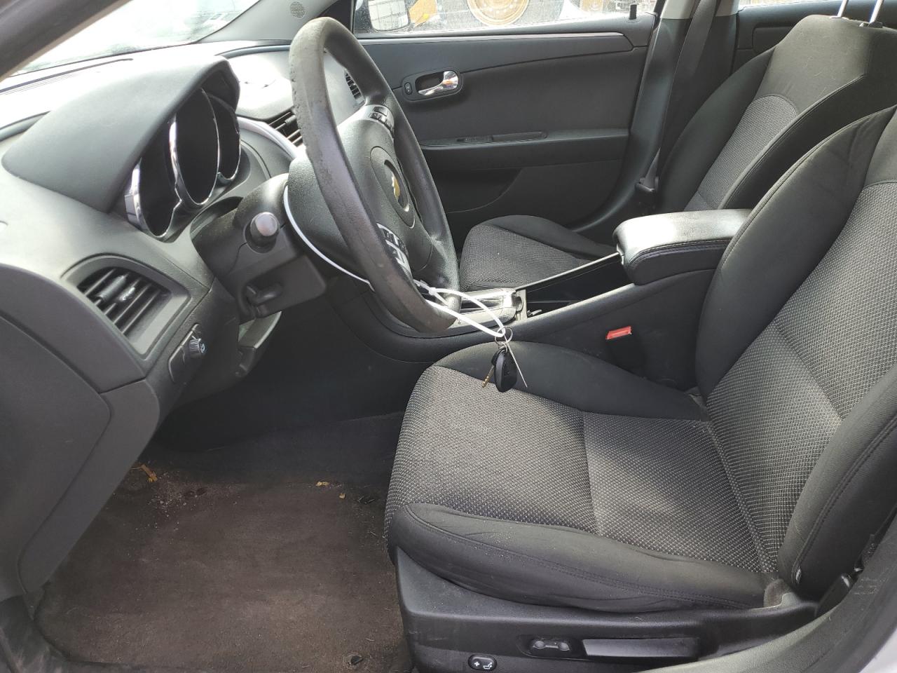 2012 Chevrolet Malibu - Image 7