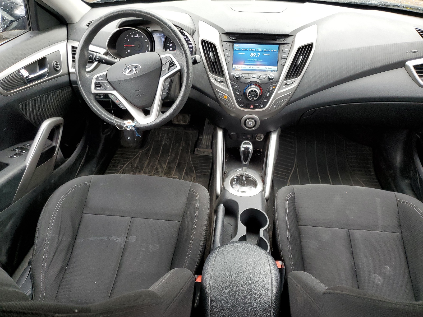 KMHTC6AD0HU318757 2017 Hyundai Veloster