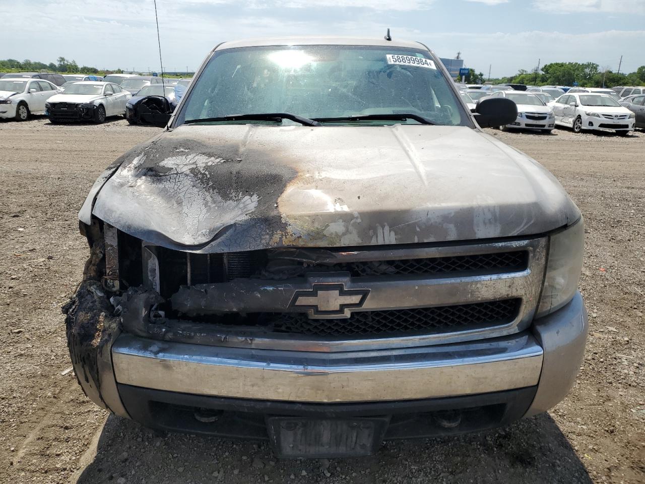 2008 Chevrolet Silverado K1500 VIN: 1GCEK19058Z212117 Lot: 58899984