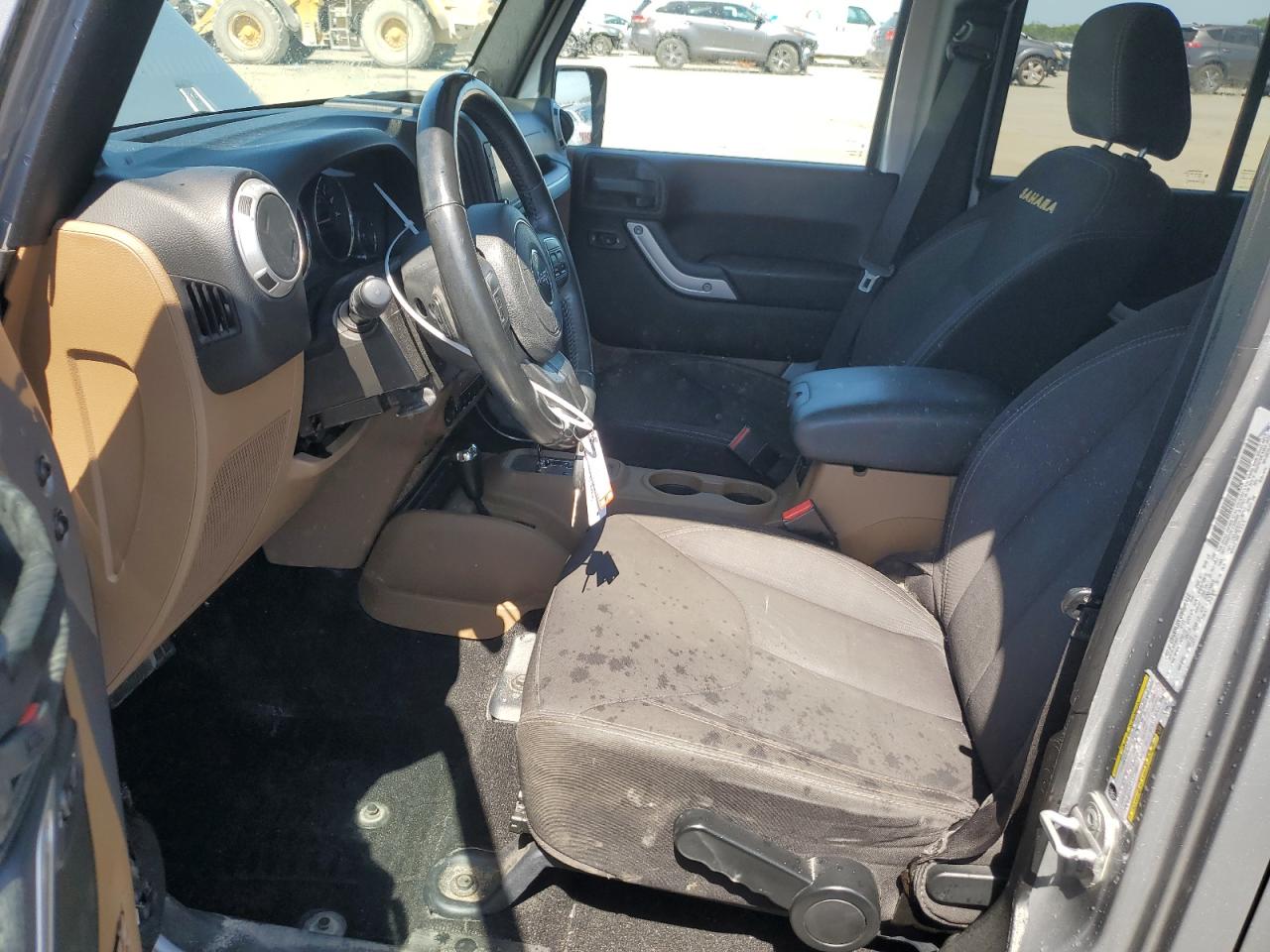 2014 Jeep Wrangler Unlimited Sahara VIN: 1C4BJWEG3EL136711 Lot: 59891374