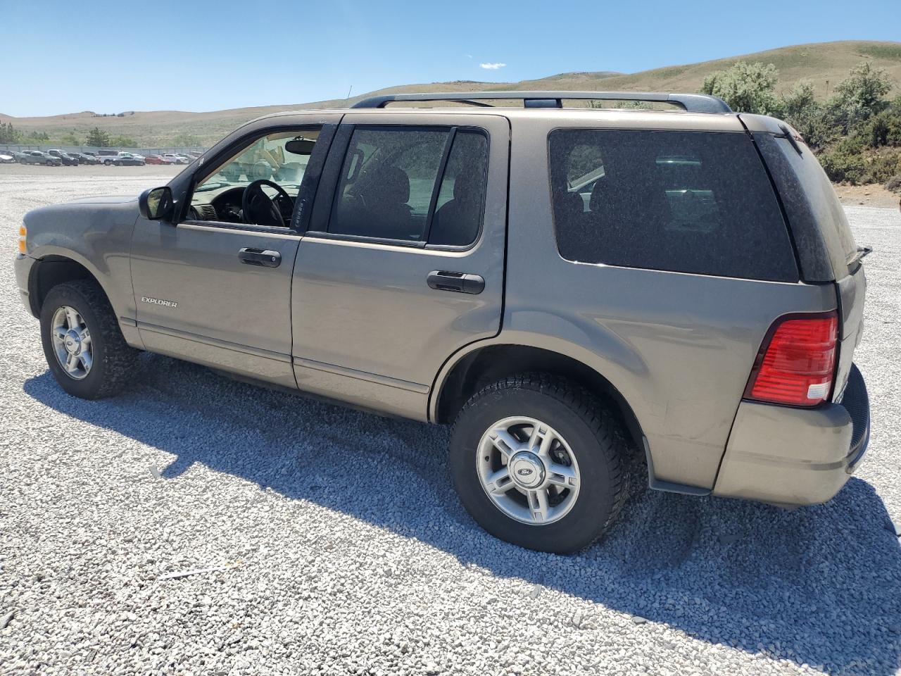 1FMZU63K44UB12869 2004 Ford Explorer Xlt