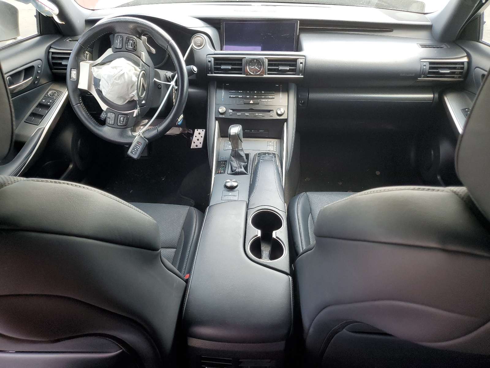 JTHC81D24J5031178 2018 Lexus Is 300