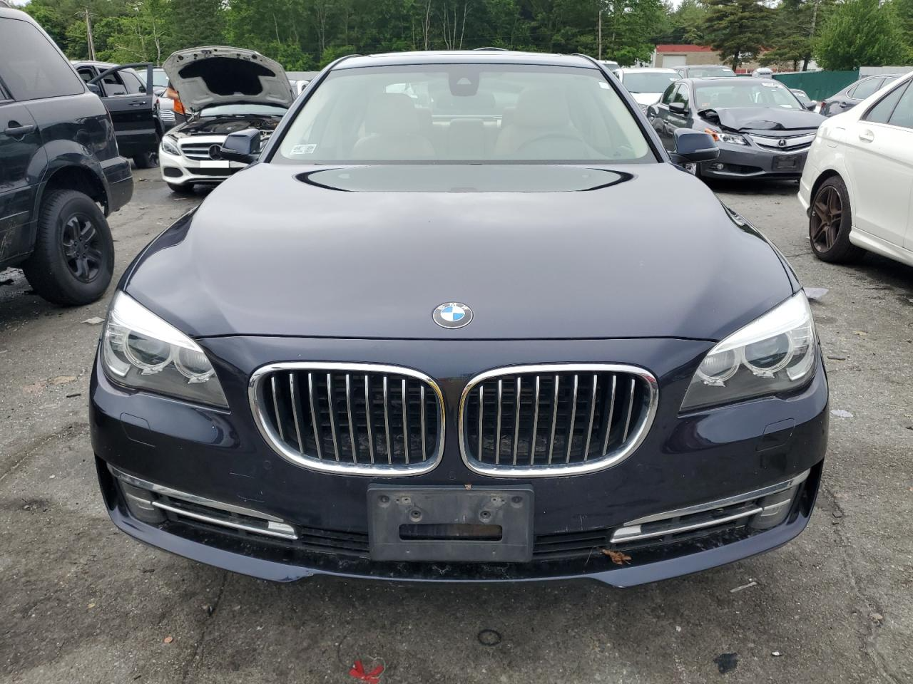 2014 BMW 750 Xi vin: WBAYB6C56ED224636