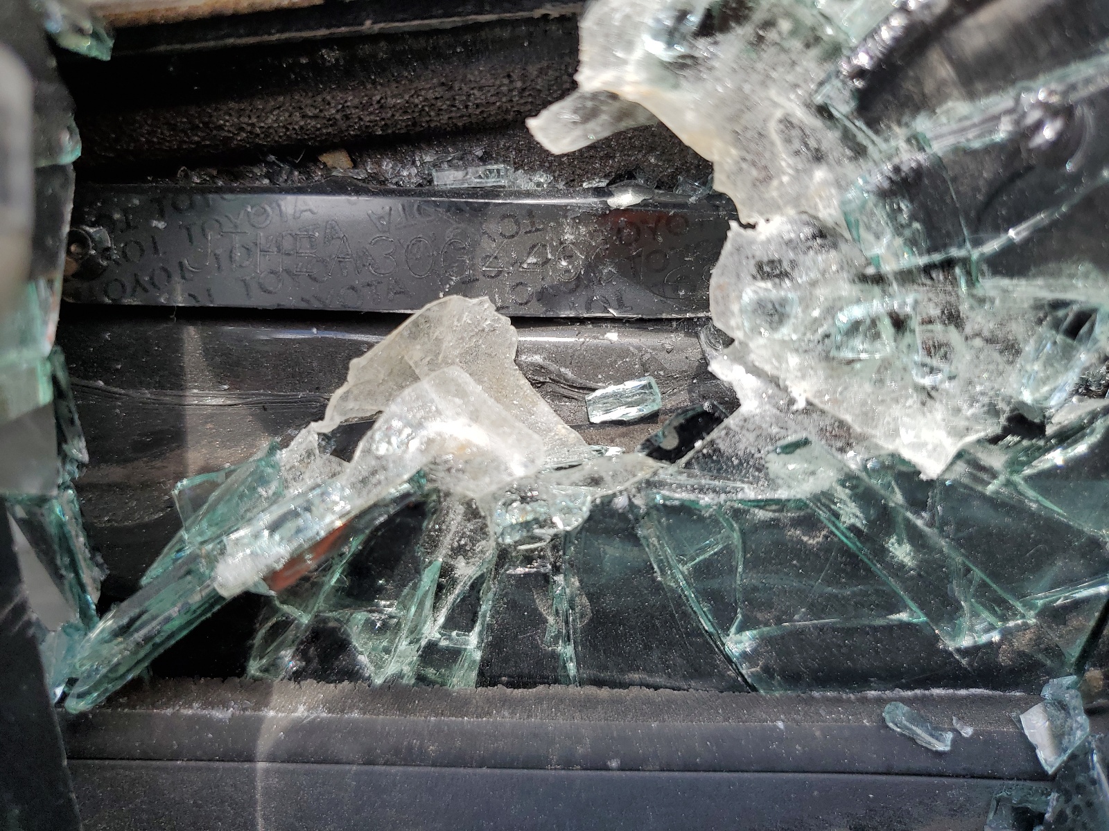 JTHBA30G440012614 2004 Lexus Es 330