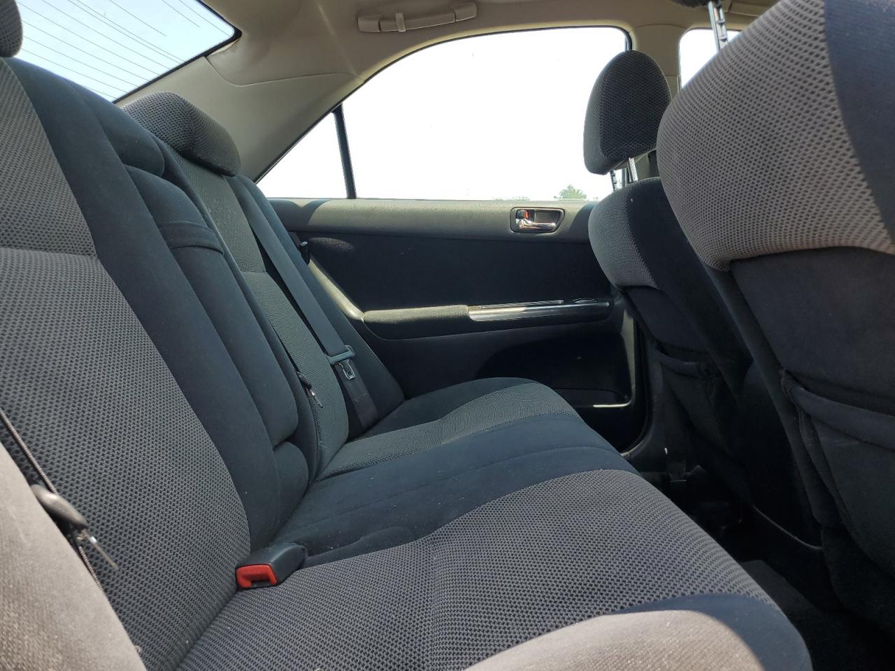 2004 Toyota Camry Le VIN: 4T1BE32K44U825690 Lot: 59437324