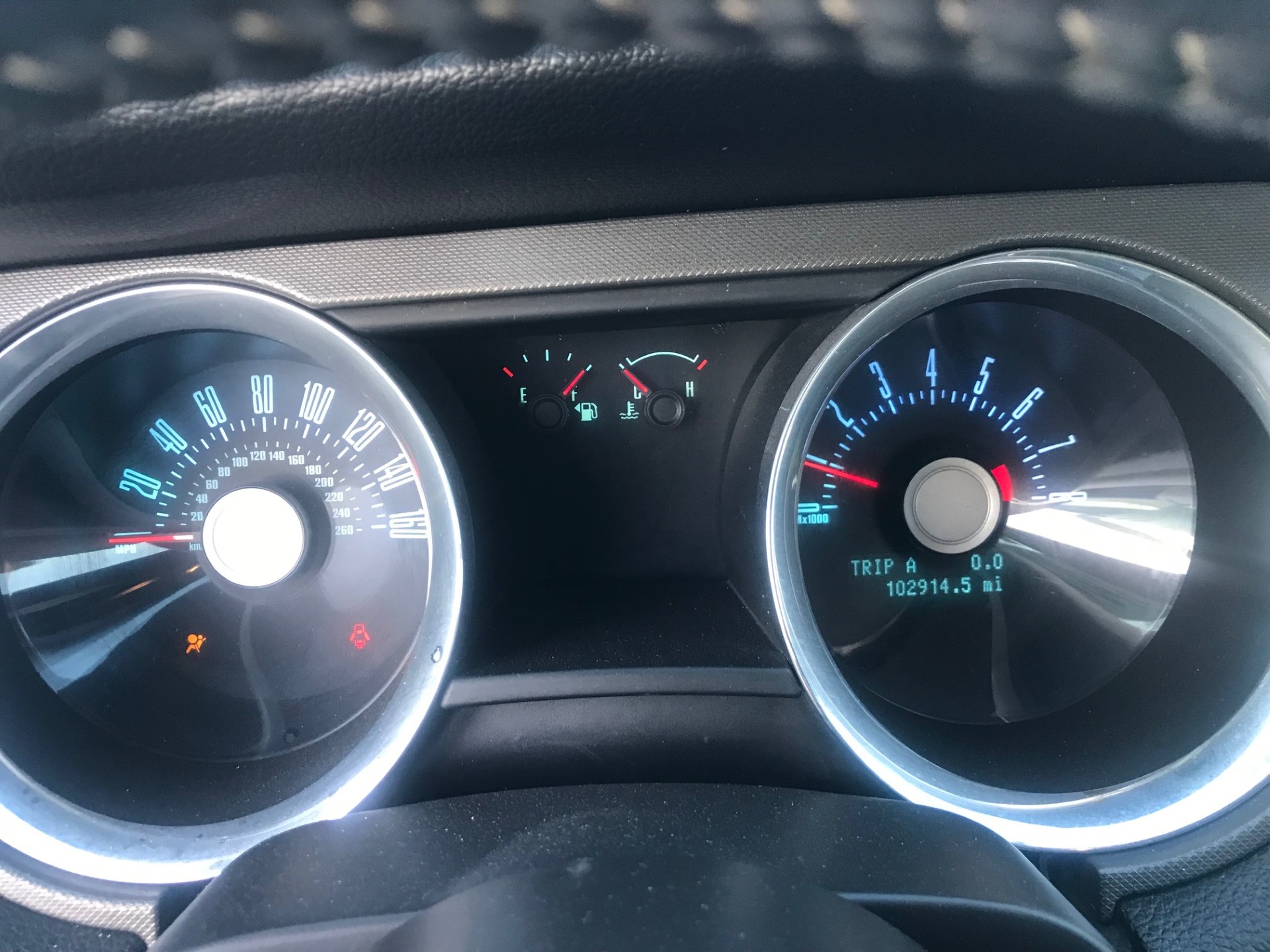 1ZVBP8EM4B5157869 2011 Ford Mustang