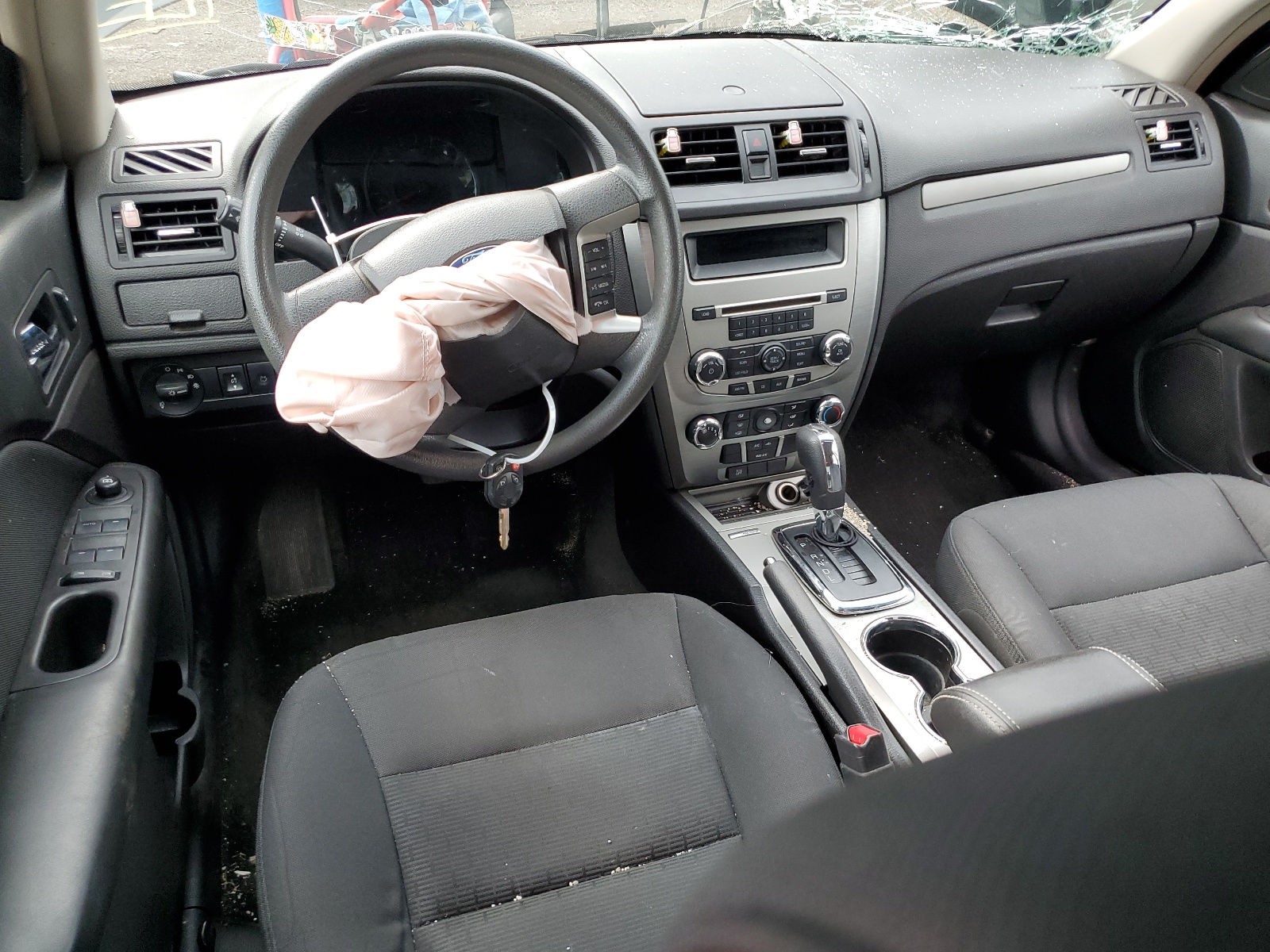 3FAHP0HA6CR272056 2012 Ford Fusion Se