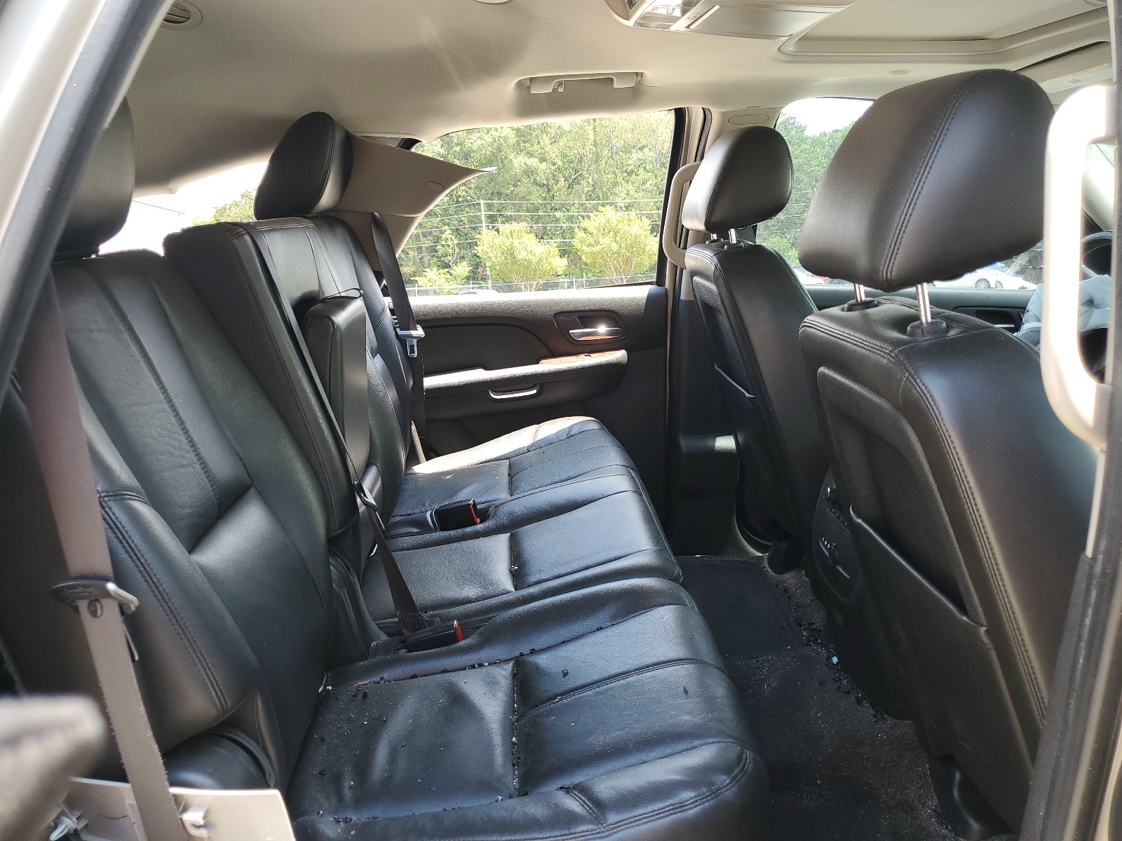 1GNSKBE07DR142149 2013 Chevrolet Tahoe K1500 Lt