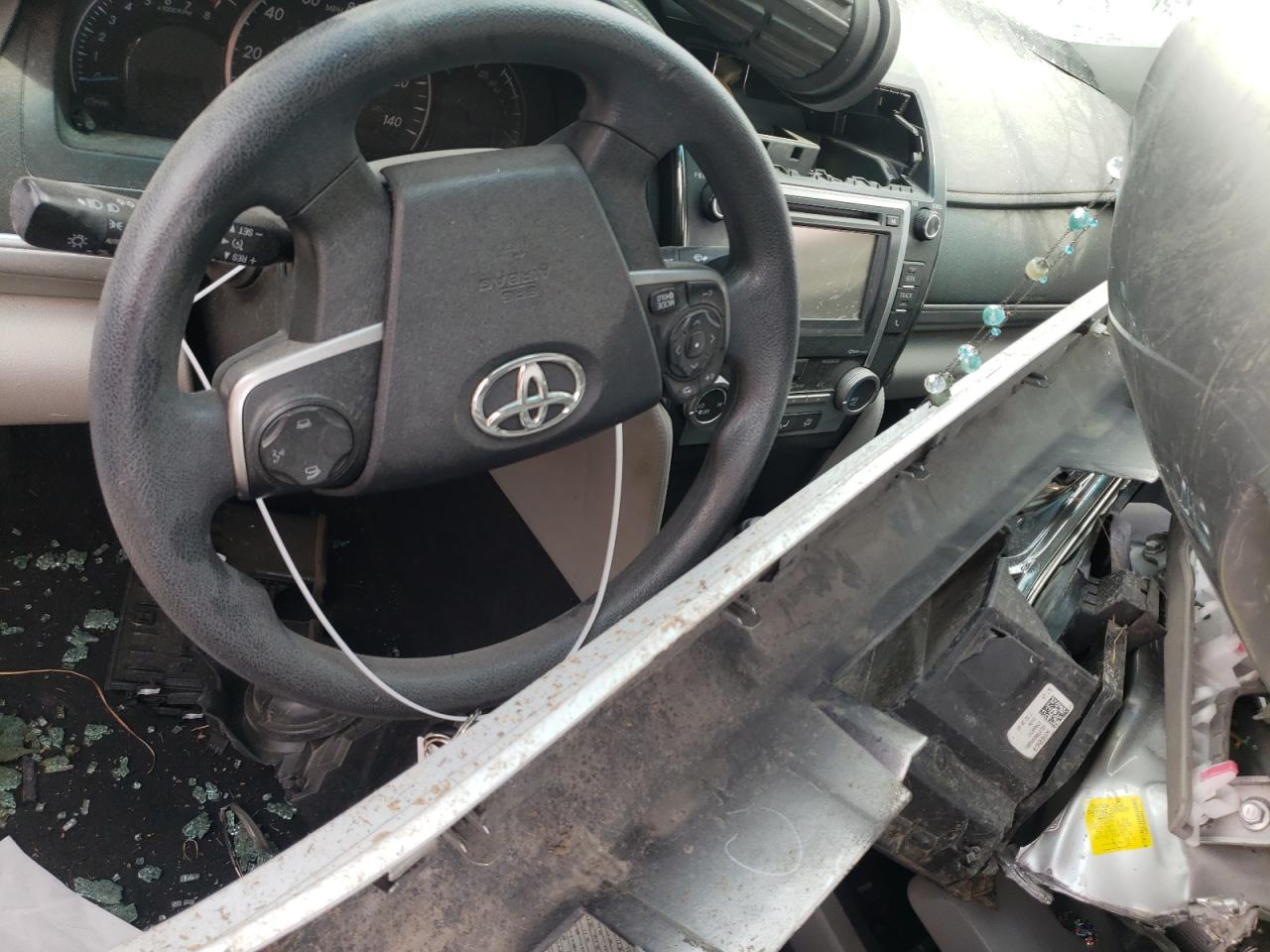 2014 Toyota Camry - Image 8