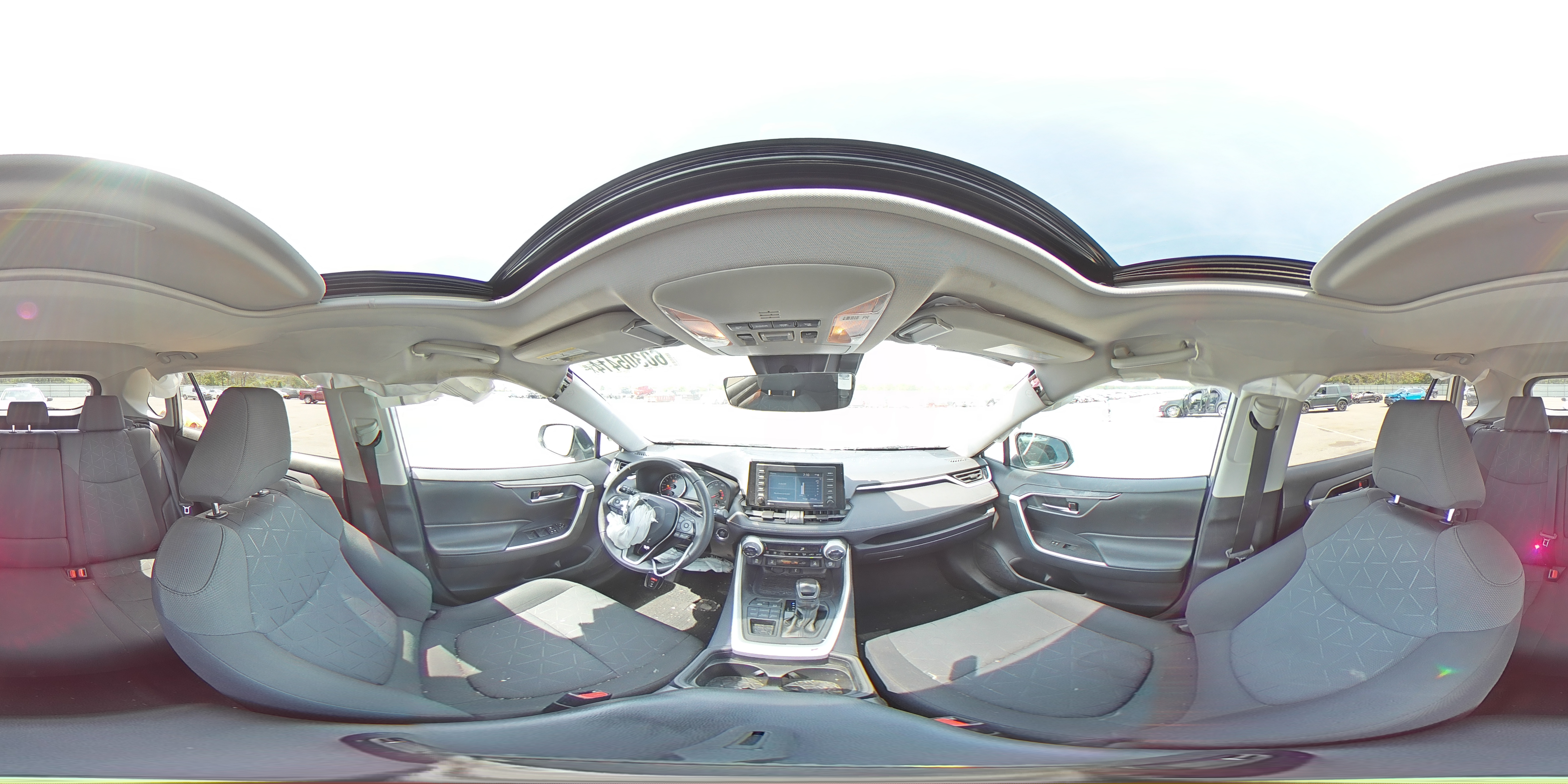 2020 Toyota RAV 4 - Image 12