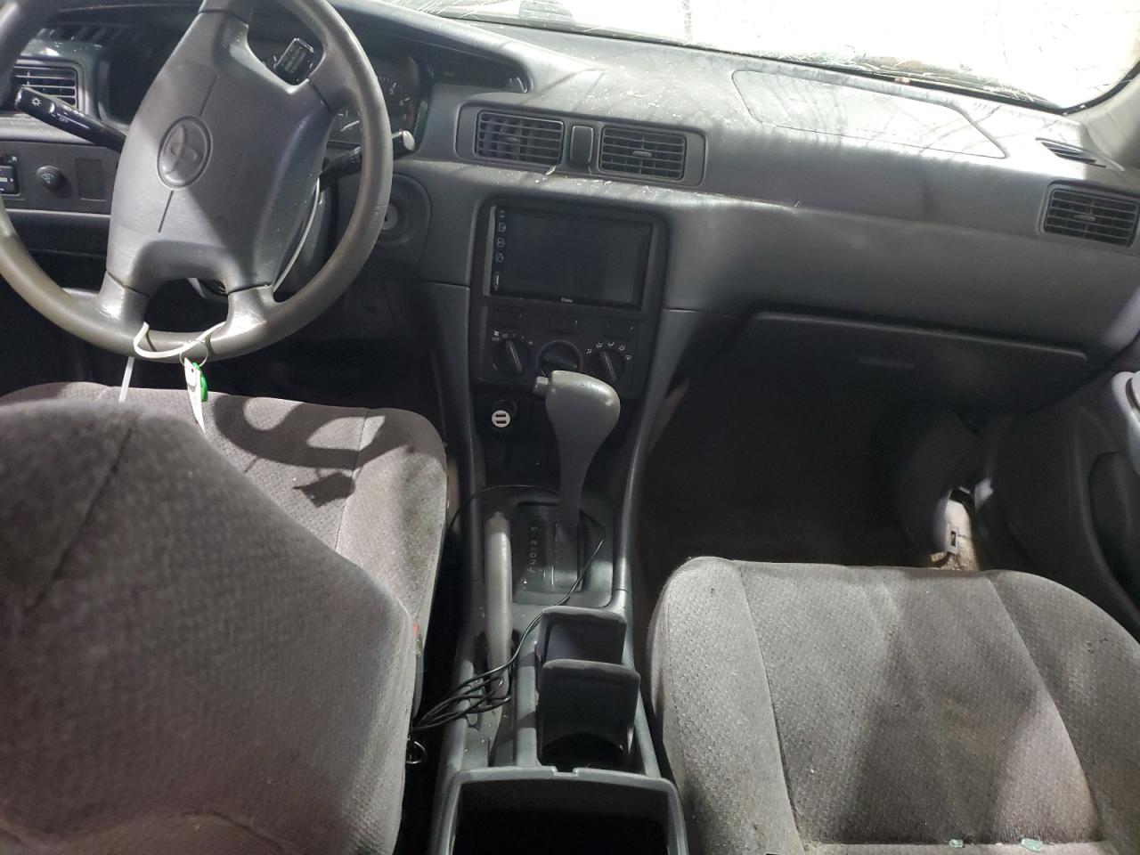 2000 Toyota Camry Ce VIN: JT2BG22K9Y0385996 Lot: 59425774