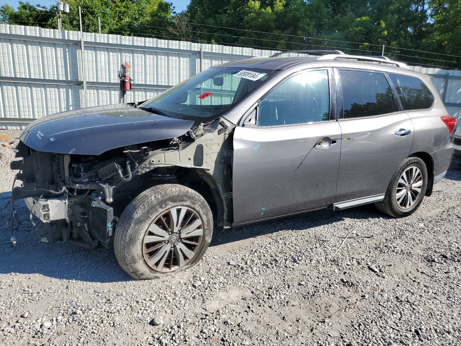 2017 Nissan Pathfinder S vin: 5N1DR2MN5HC617747