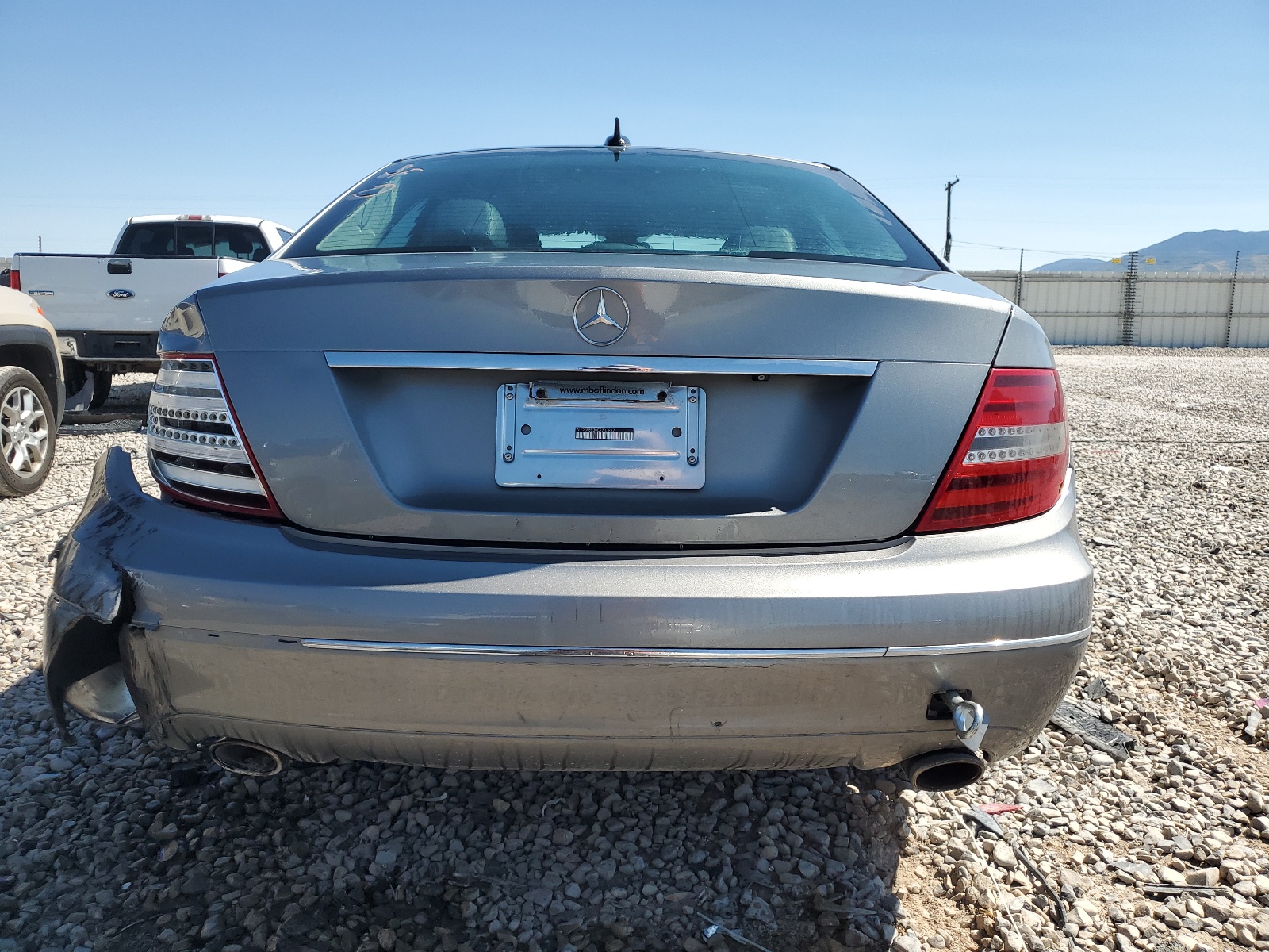 2012 Mercedes-Benz C 300 4Matic vin: WDDGF8BB0CR235837