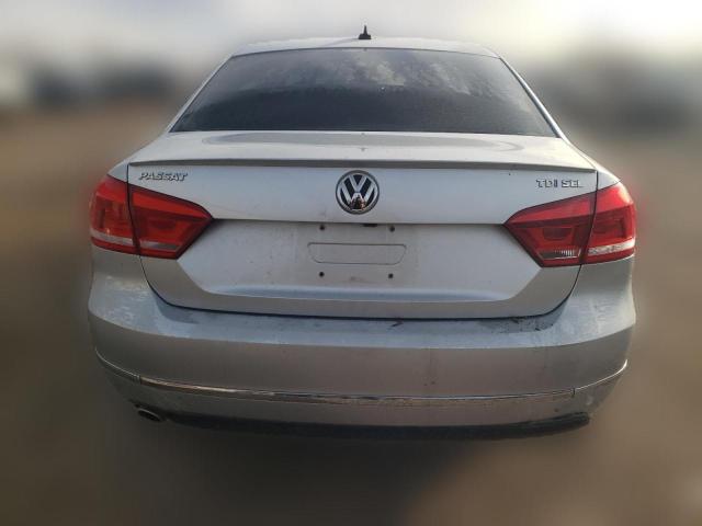  VOLKSWAGEN PASSAT 2015 Сірий