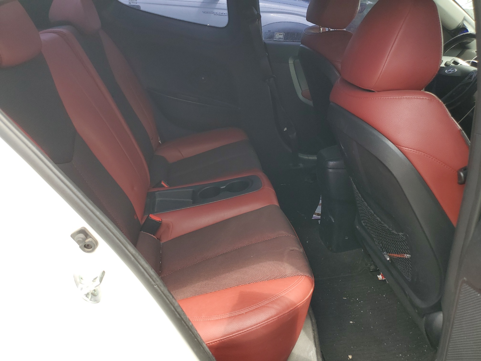 KMHTC6AE2EU208815 2014 Hyundai Veloster Turbo