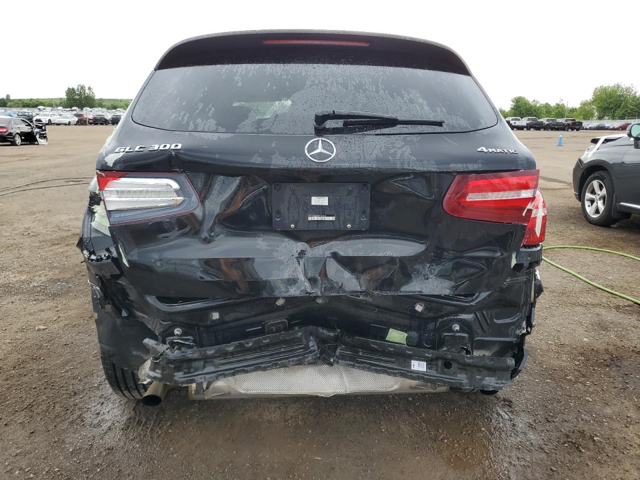 WDC0G4KB2HF128969 2017 Mercedes-Benz Glc 300 4Matic