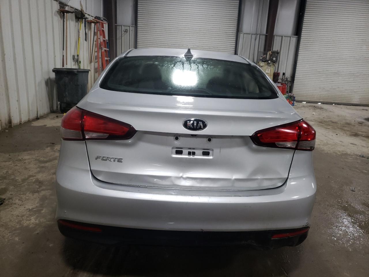 2018 Kia Forte Lx VIN: 3KPFK4A76JE267692 Lot: 58975424