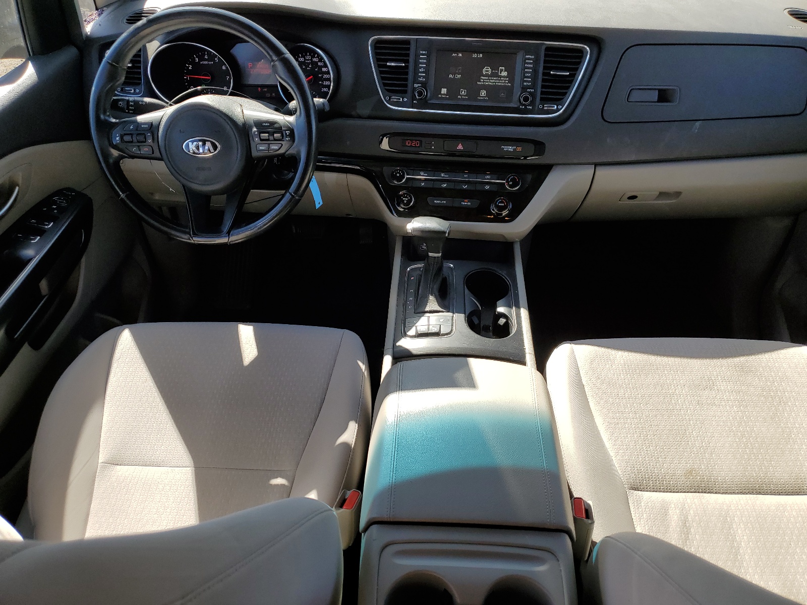 KNDMB5C10H6277379 2017 Kia Sedona Lx