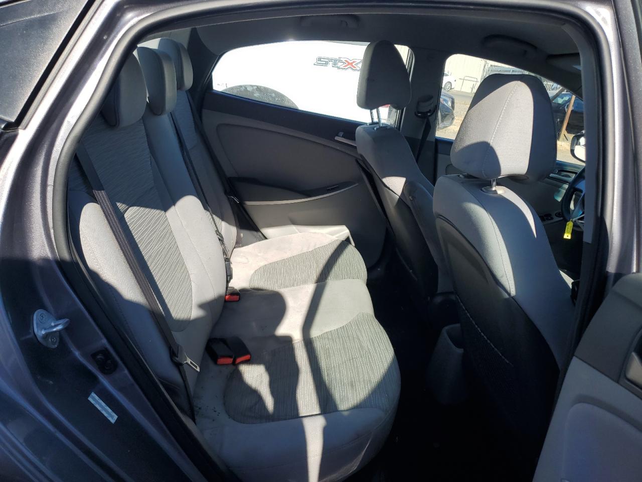 2015 Hyundai Accent Gls VIN: KMHCT4AE0FU818489 Lot: 57649784