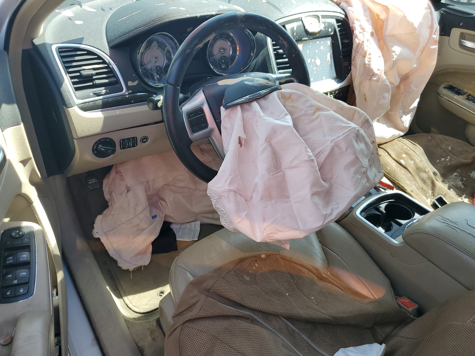 2C3CCAAG2DH527243 2013 Chrysler 300