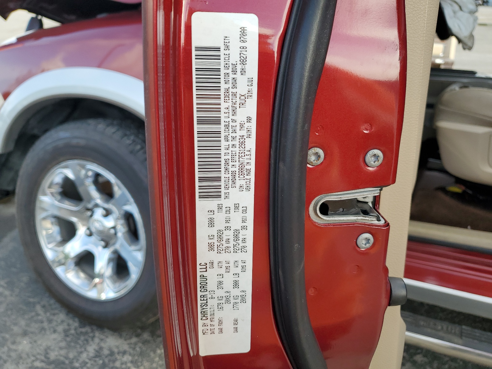 1C6RR6NT7ES129634 2014 Ram 1500 Laramie