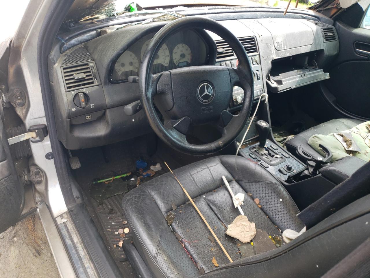 1999 Mercedes-Benz C 230 VIN: WDBHA24G3XA807313 Lot: 56479884