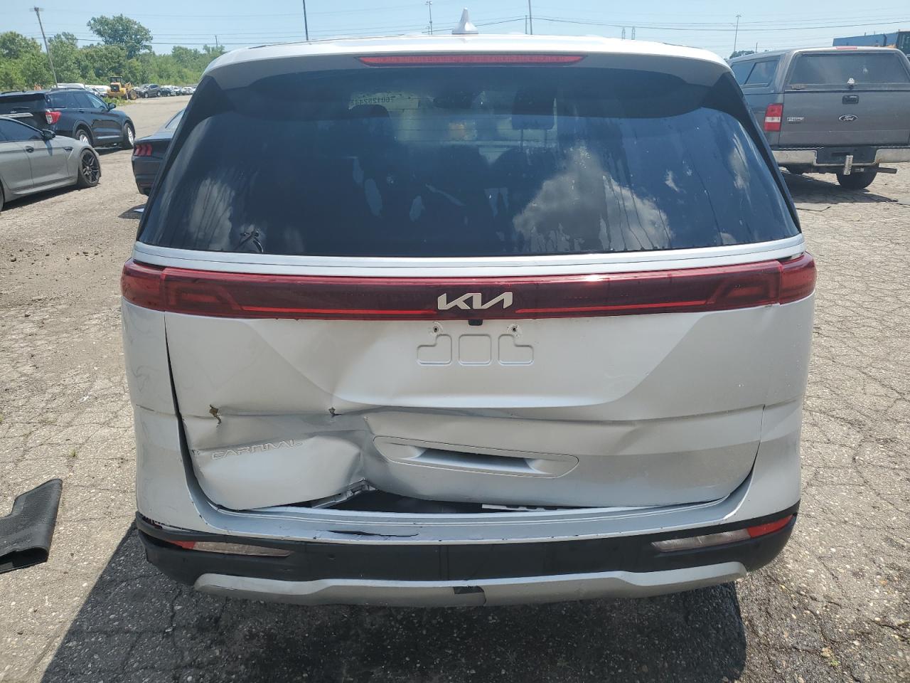 2023 Kia Carnival Lx VIN: KNDNB4H30P6265160 Lot: 60125244