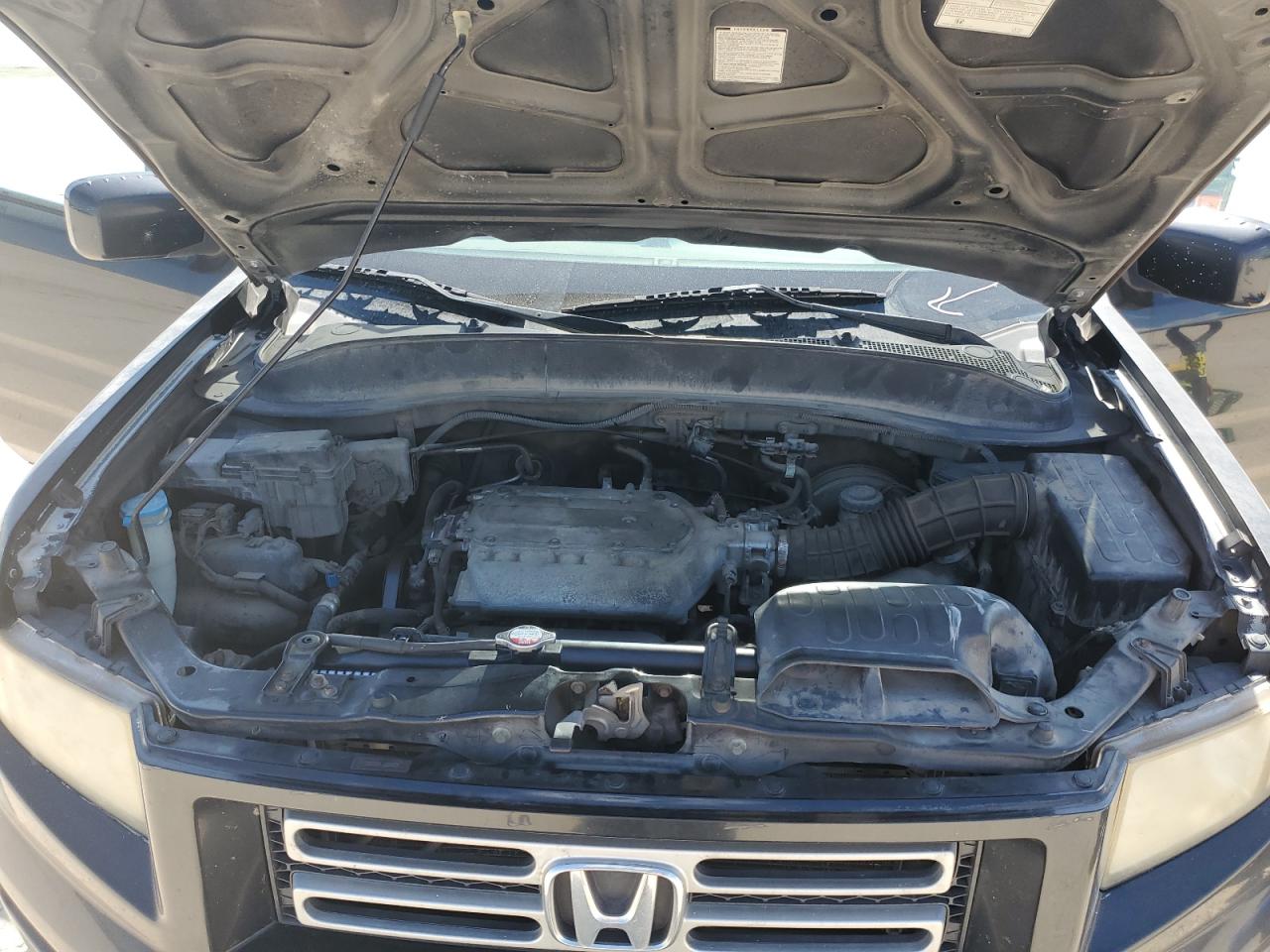2006 Honda Ridgeline - Image 11