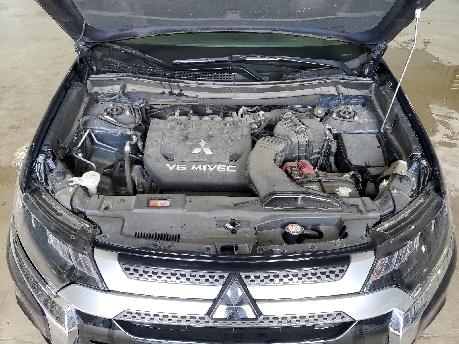 JA4JZ4AX2KZ015234 2019 Mitsubishi Outlander Gt