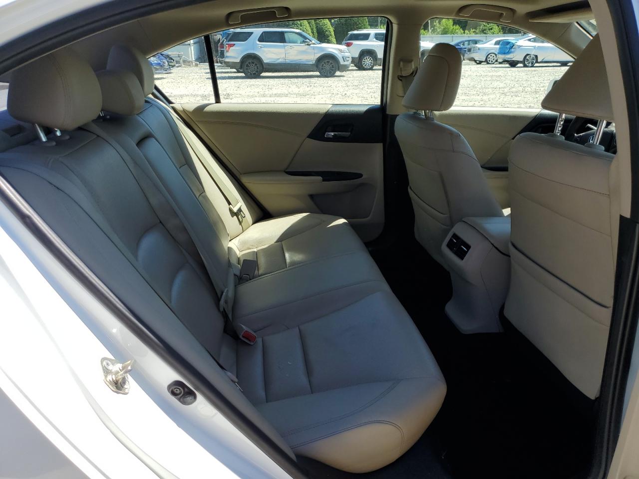 2015 Honda Accord - Image 10