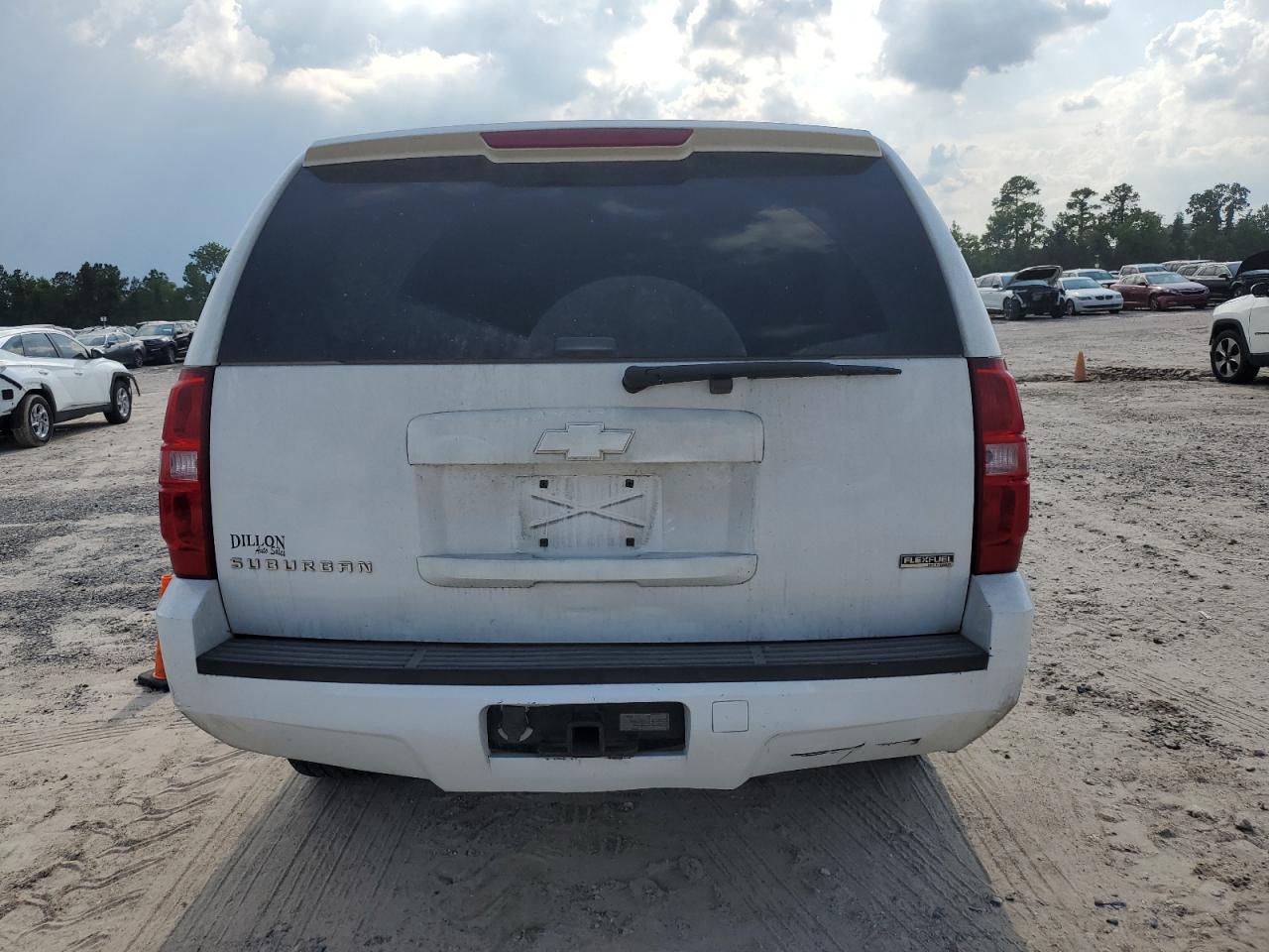 2008 Chevrolet Suburban - Image 6
