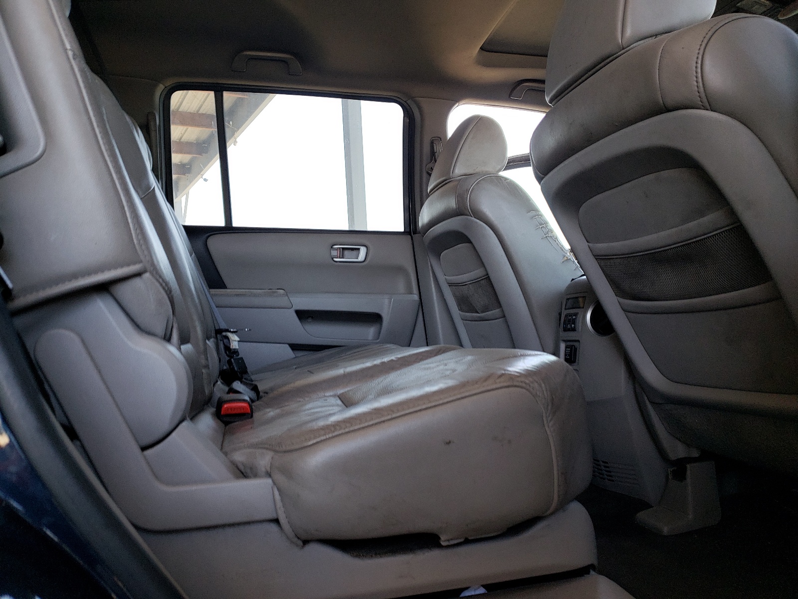 5FNYF4H57BB054036 2011 Honda Pilot Exl