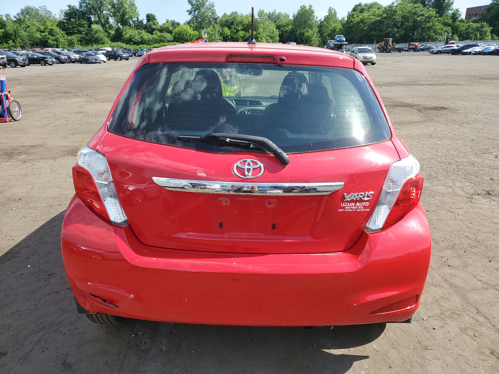 JTDJTUD38CD524565 2012 Toyota Yaris