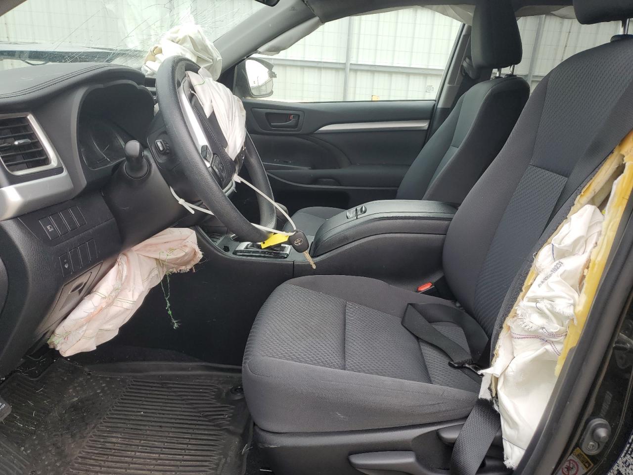 2019 Toyota Highlander Le VIN: 5TDZARFH4KS061051 Lot: 61215794