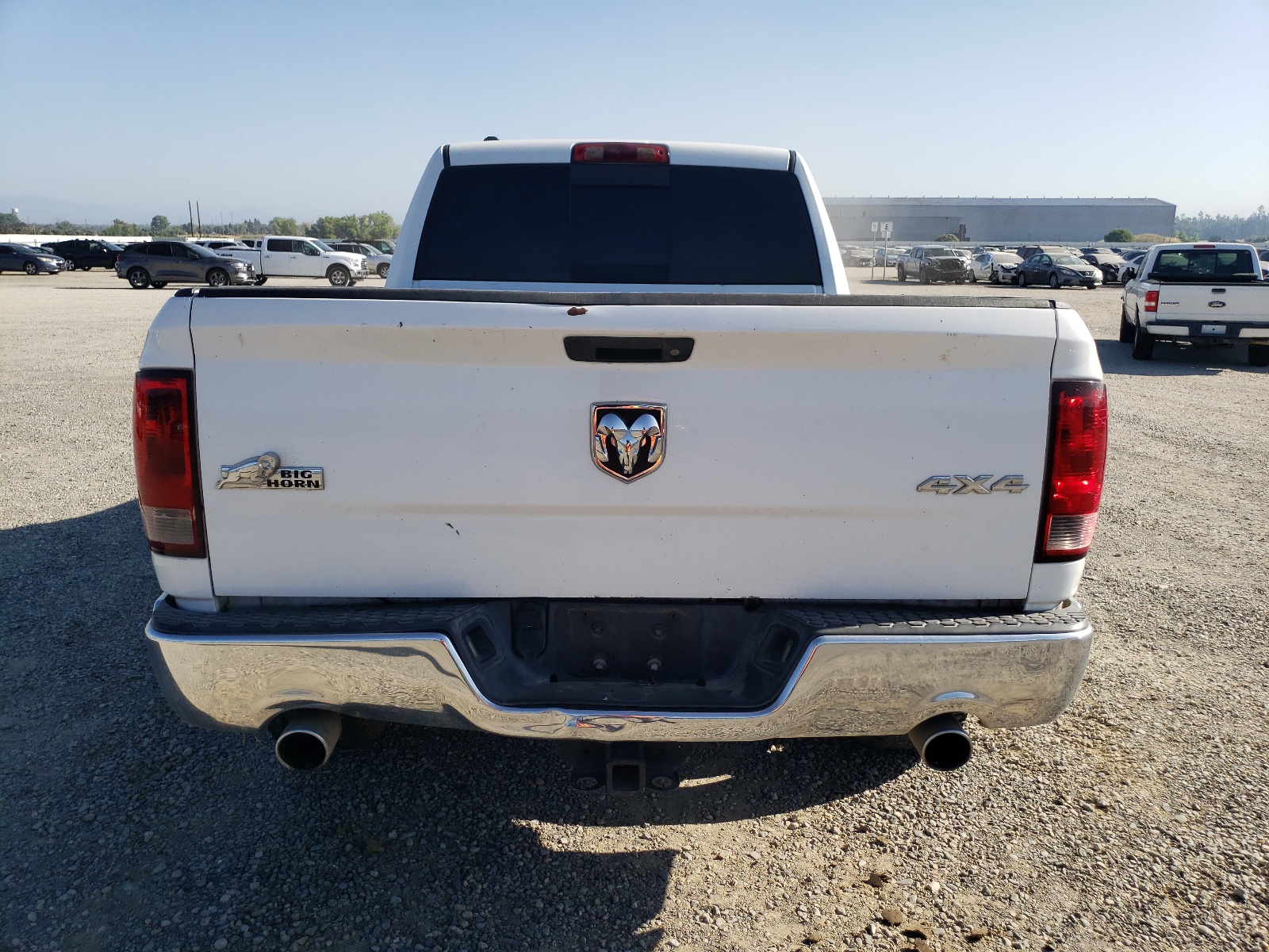 1C6RR7GT0FS693873 2015 Ram 1500 Slt