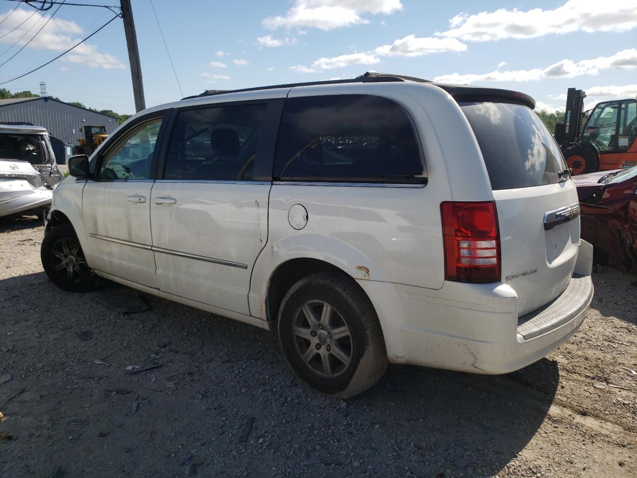 2010 Chrysler Town & Country Touring VIN: 2A4RR5D13AR260603 Lot: 59893914