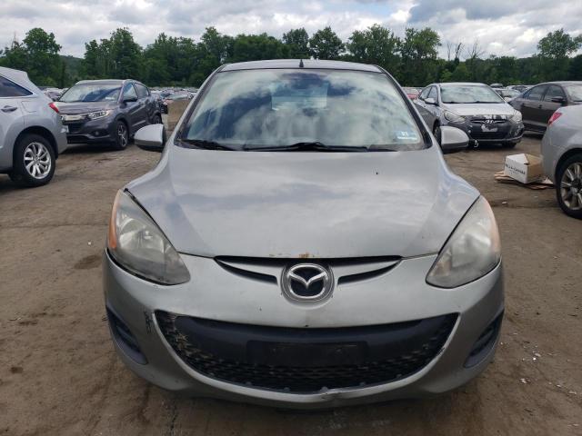  MAZDA 2 2013 Серебристый