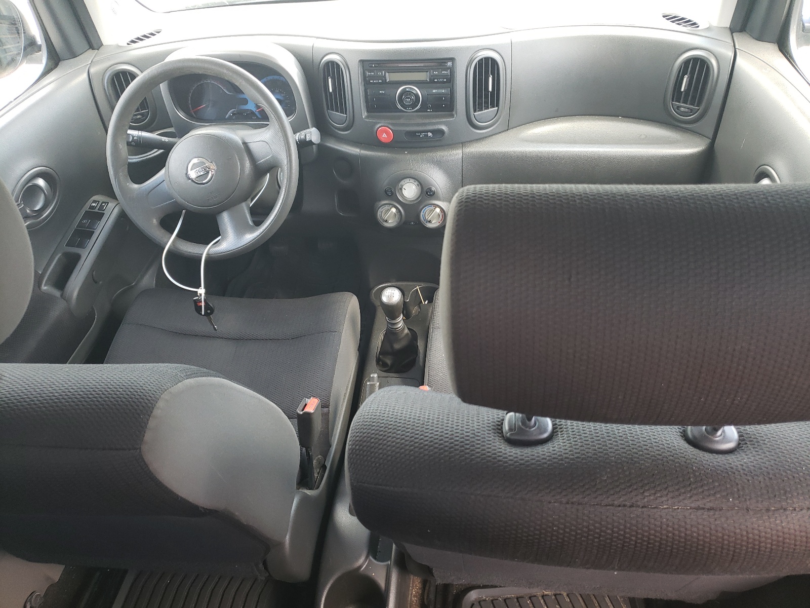 JN8AZ2KR1AT154092 2010 Nissan Cube Base