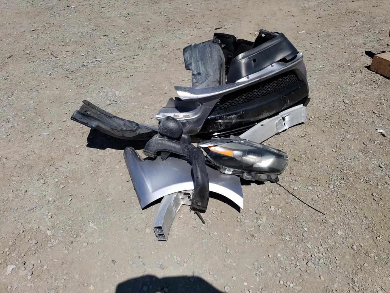 2015 Dodge Dart Sxt VIN: 1C3CDFBB1FD123556 Lot: 59122444