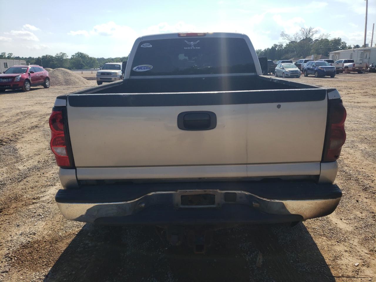2007 Chevrolet Silverado K2500 Heavy Duty VIN: 1GCHK29D17E136598 Lot: 51532615