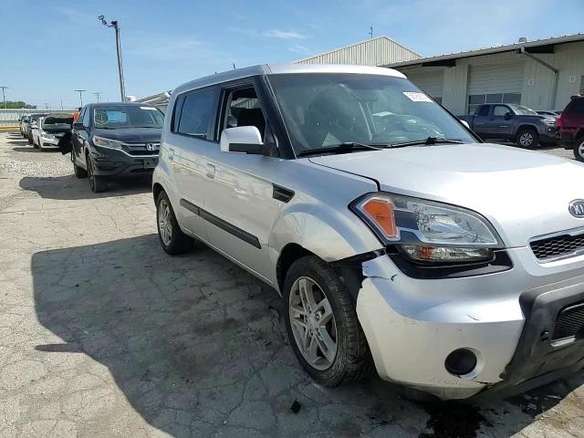 2010 Kia Soul + VIN: KNDJT2A29A7060861 Lot: 58785914