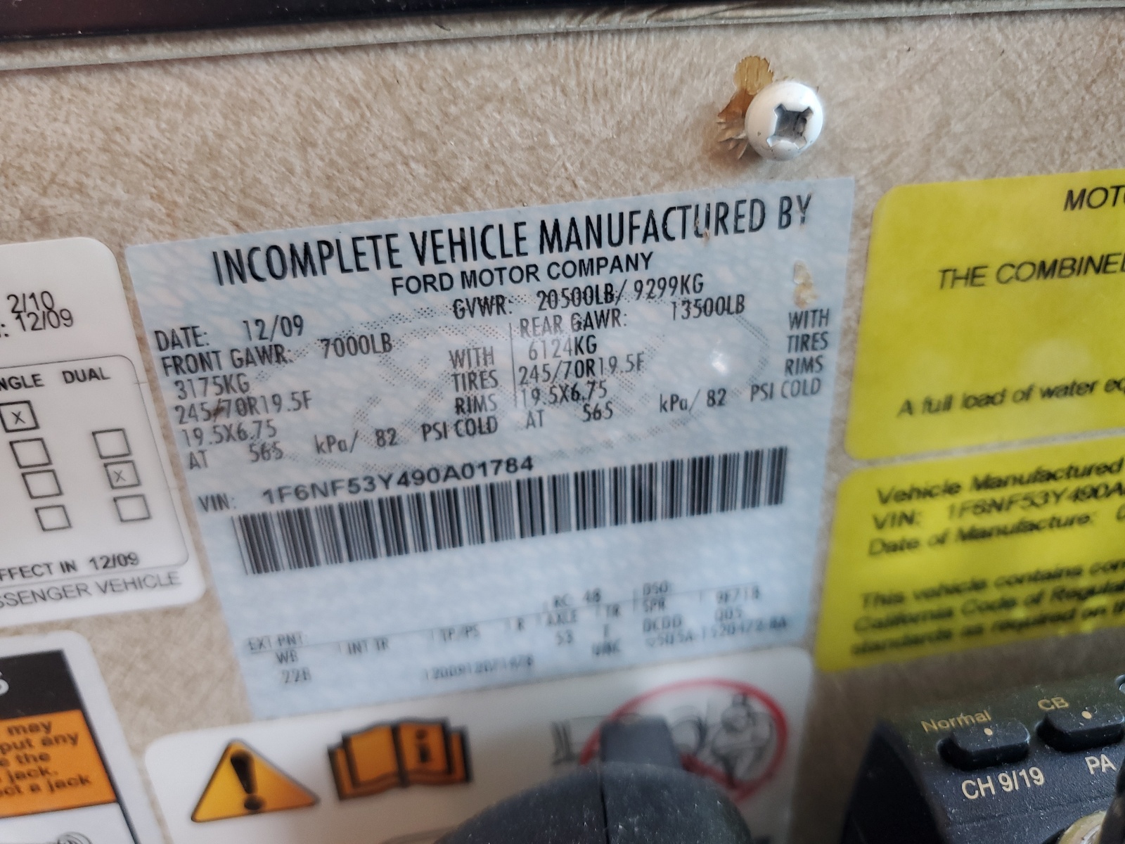 1F6NF53Y490A01784 2010 Damon Daybreak 36Ds Motorhome