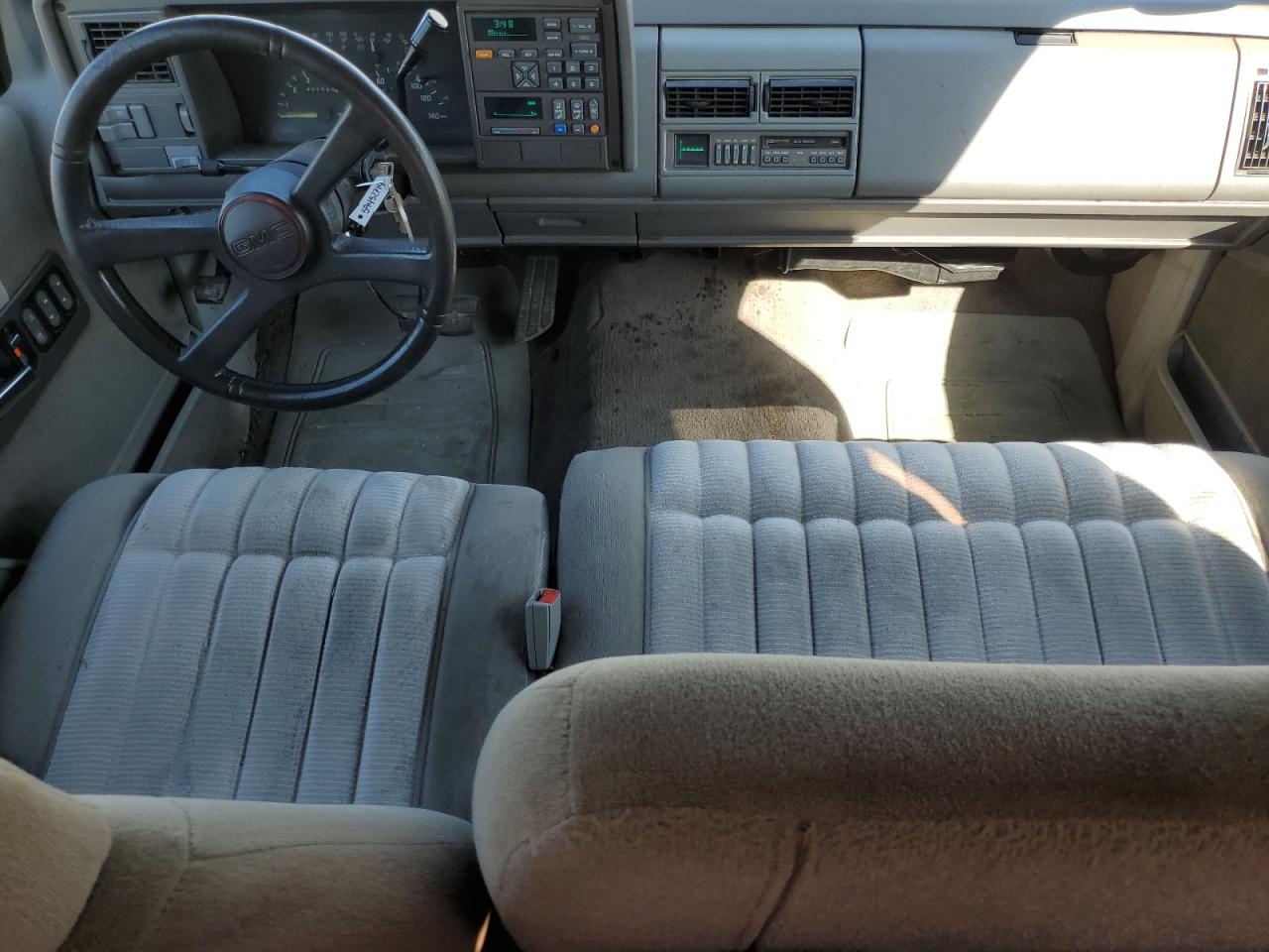 1993 GMC Sierra C1500 VIN: 2GTEC19KXP1558931 Lot: 59452714