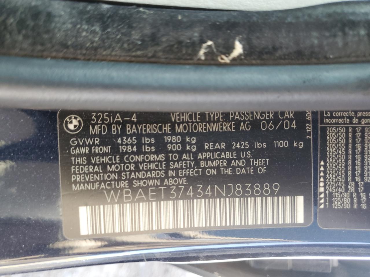 2004 BMW 325 I VIN: WBAET37434NJ83889 Lot: 57932384