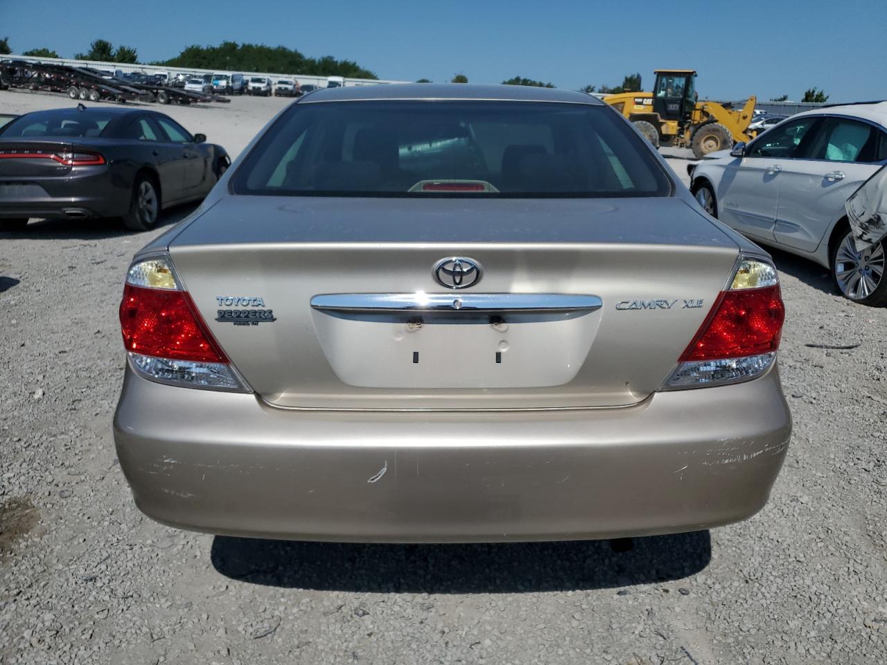 2005 Toyota Camry Le VIN: 4T1BE32K85U087149 Lot: 60433394