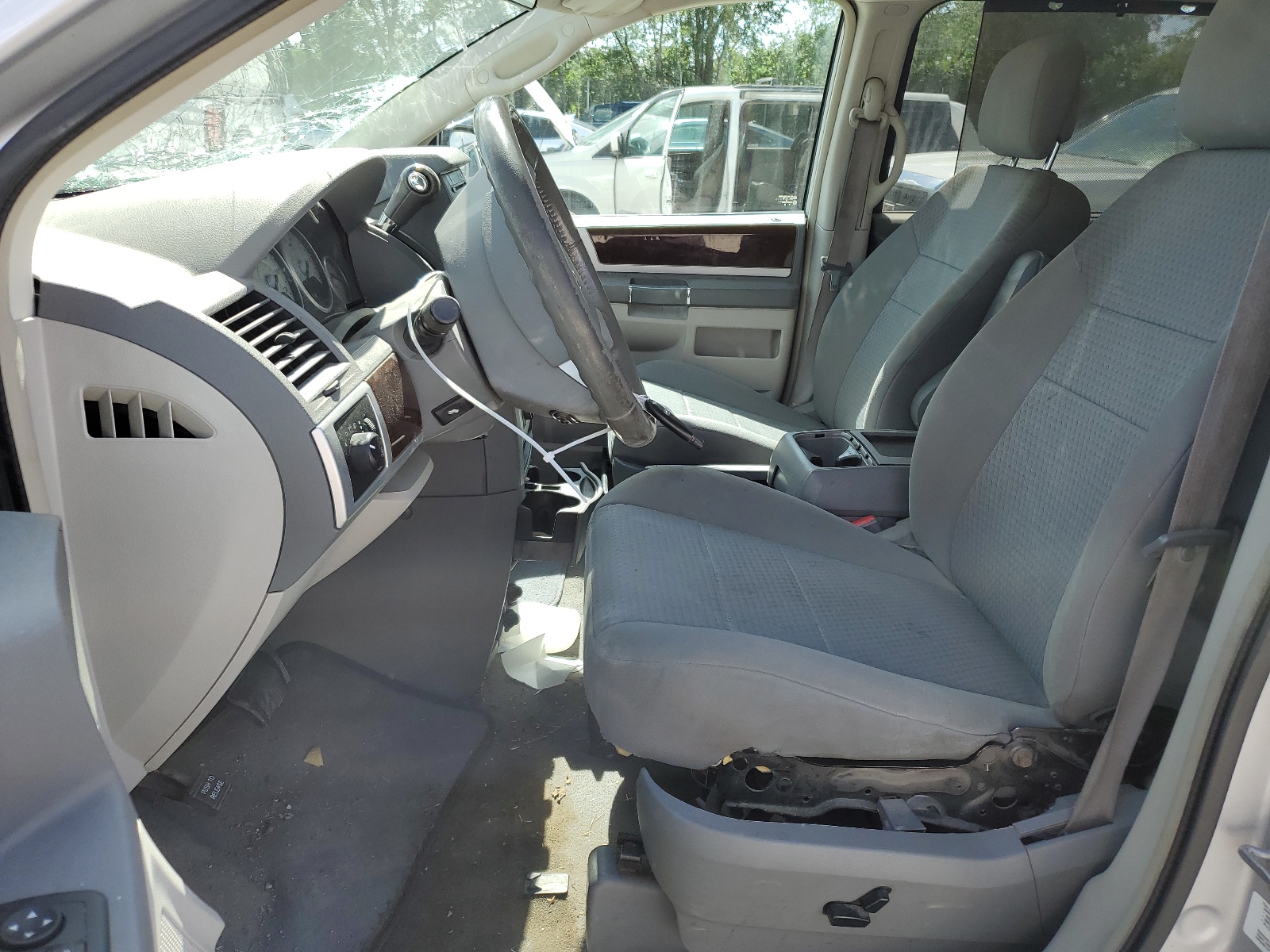 2C4RC1BG8DR690834 2013 Chrysler Town & Country Touring